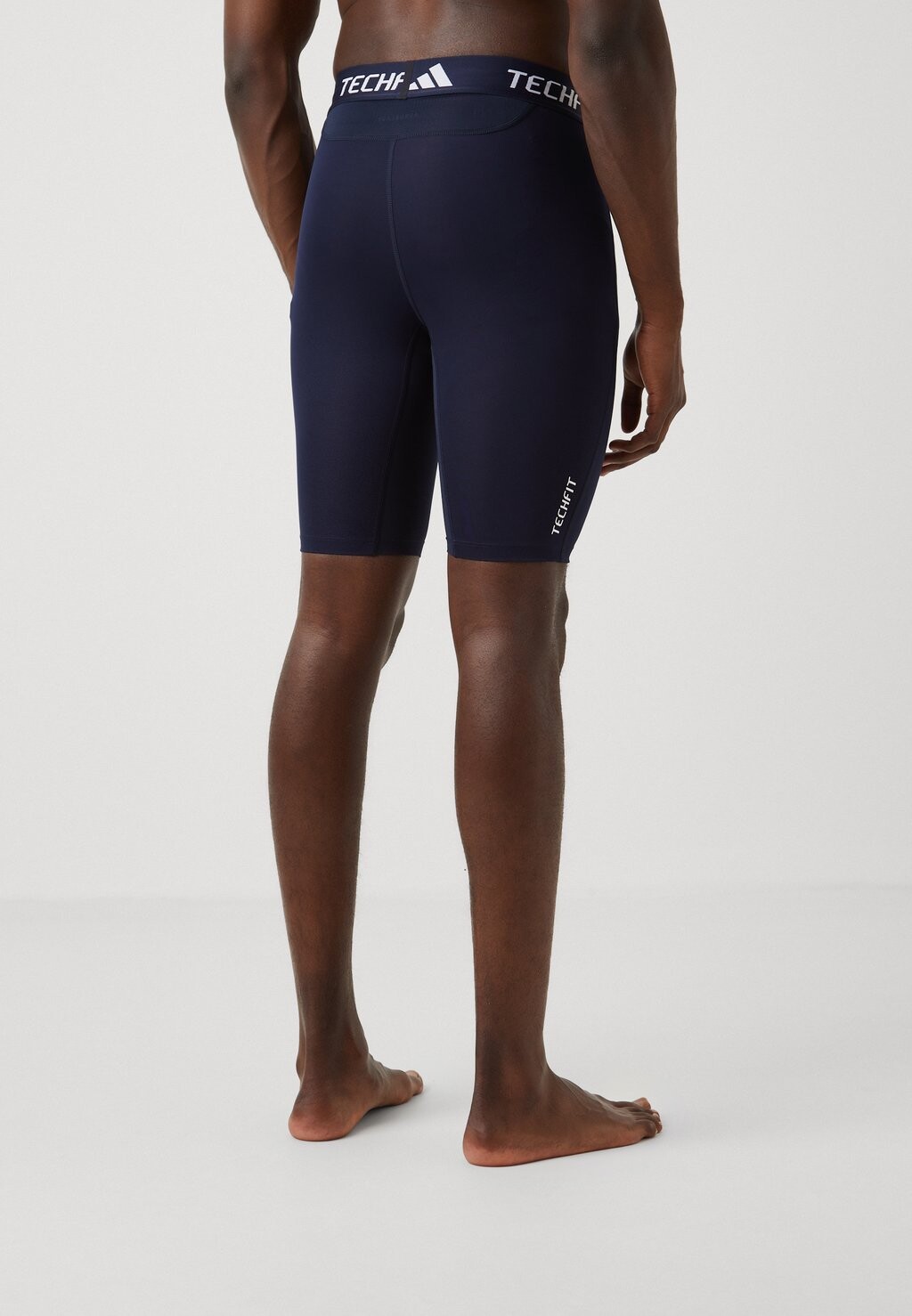 

Леггинсы TECHFIT COMPRESSION SHORT adidas Performance, темно-синий