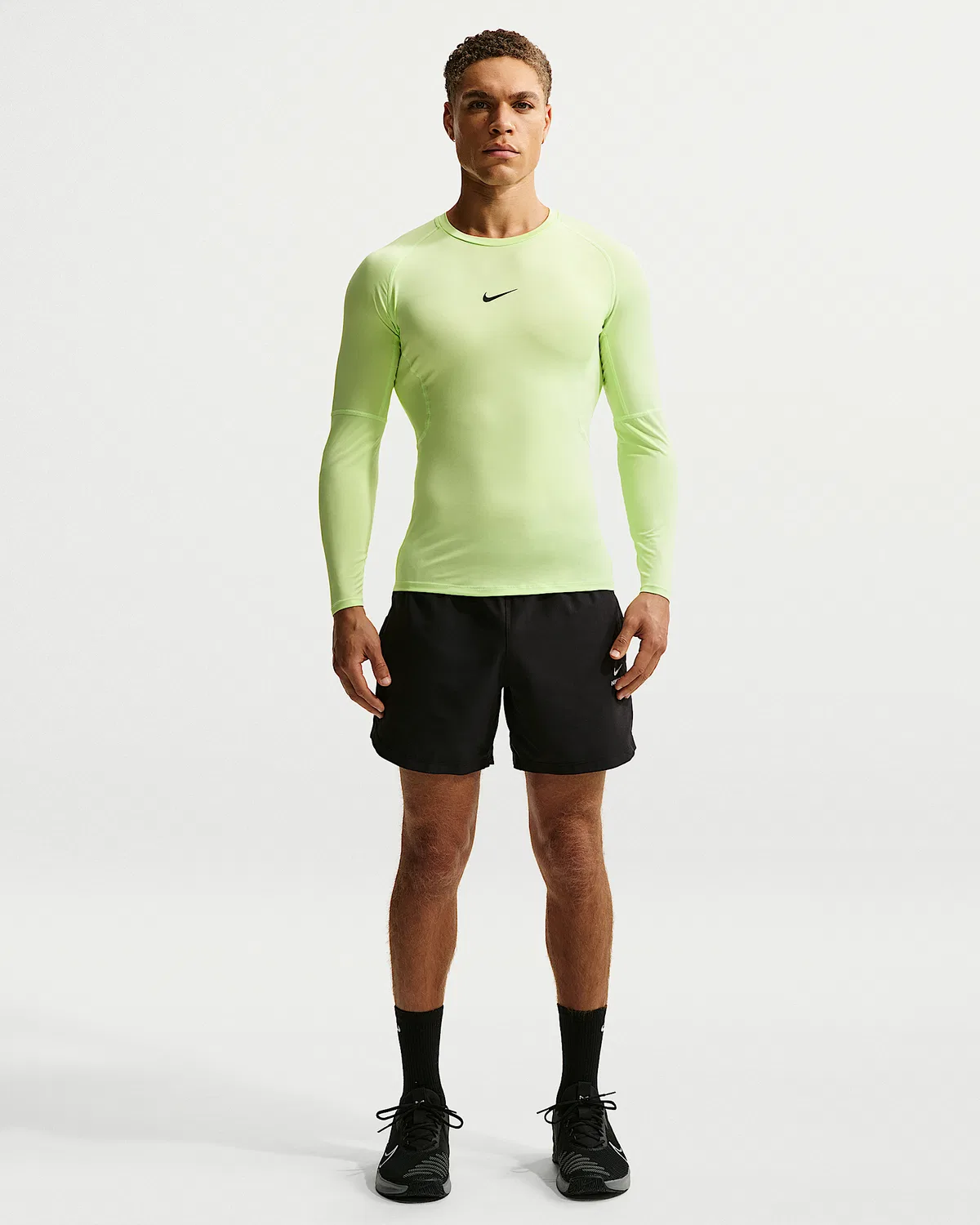 Мужская облегающая футболка с длинным рукавом Nike Pro Dri-FIT, Light Liquid Lime/Black — фото 4