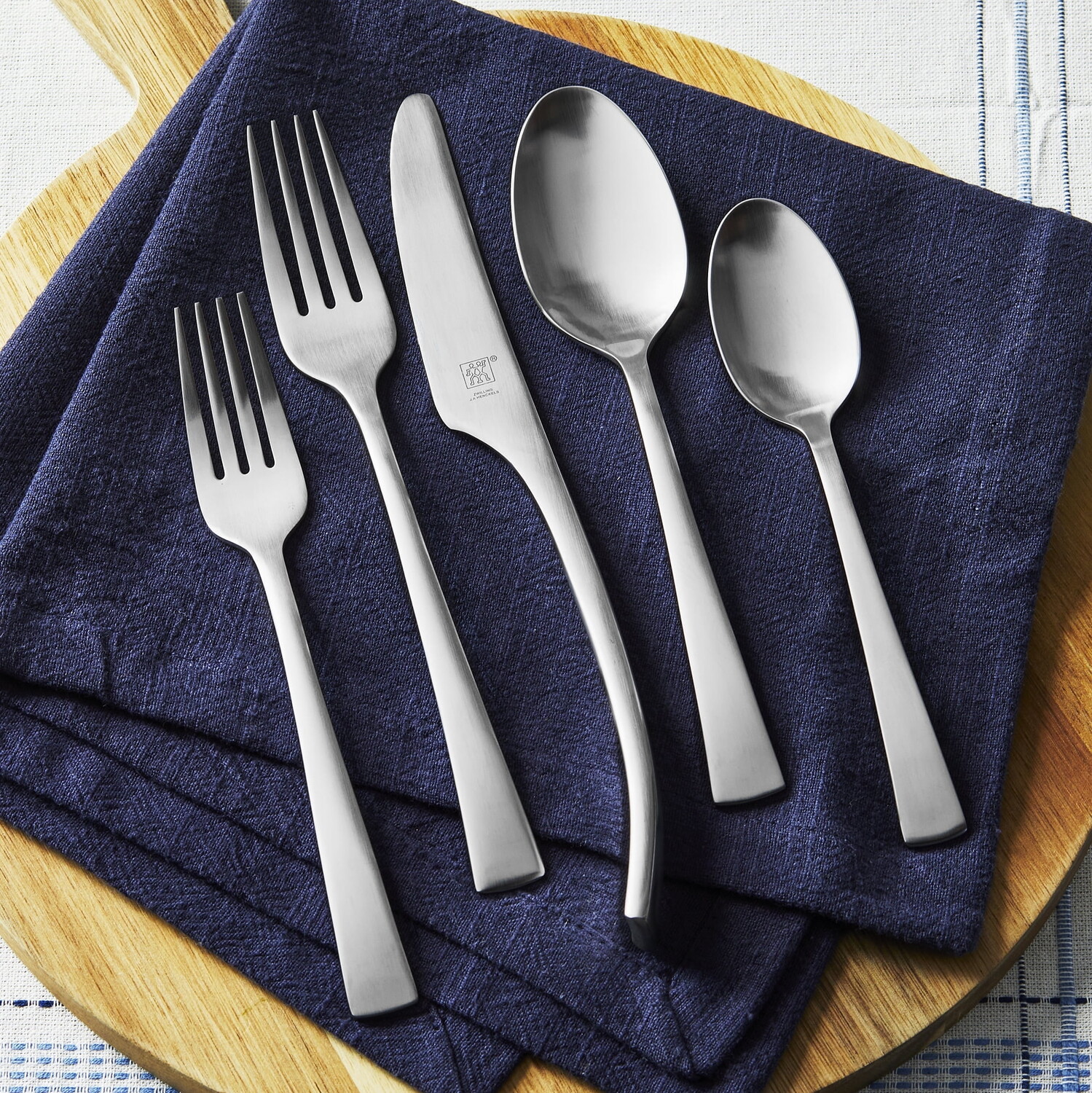 Набор столовых приборов ZWILLING Bellasera Satin, 45 предметов, серебристо-матовый — фото 2