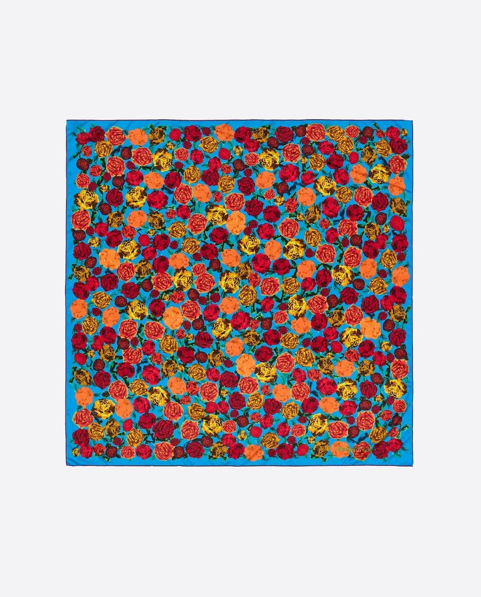 

Женский платок с синими розами Bimba y Lola