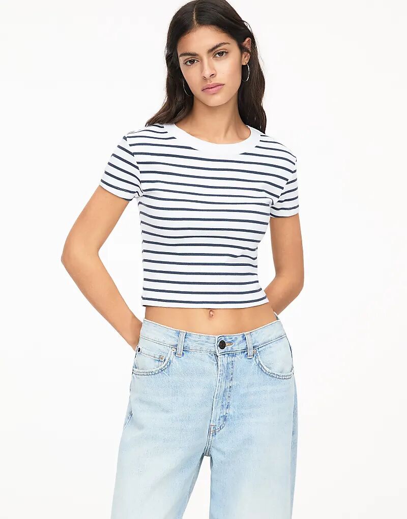 

Укороченная ребристая футболка Pull&Bear в полоску