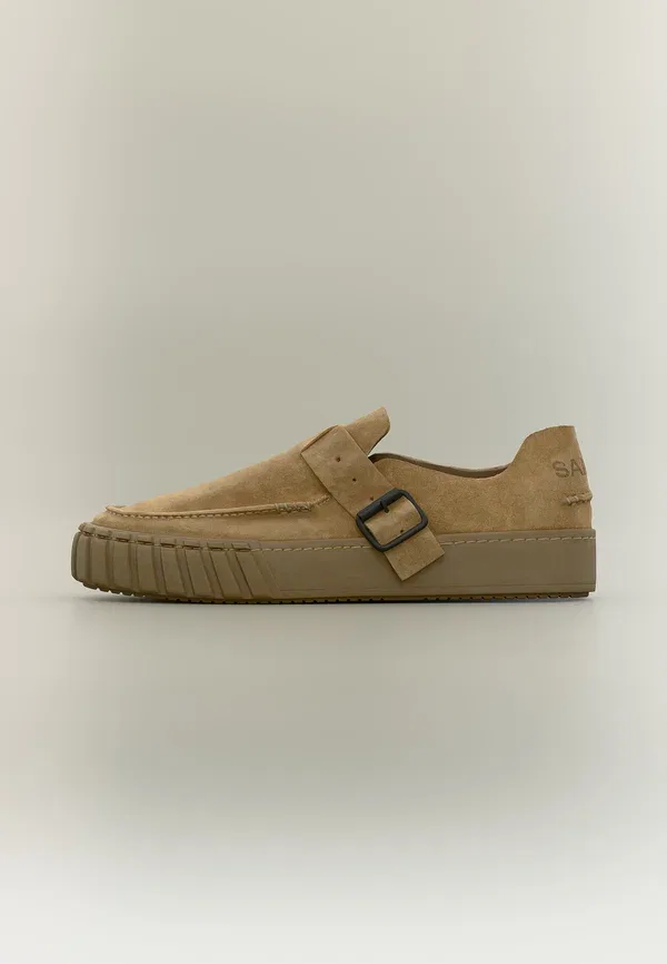Туфли-слипоны Sageorgie desert slip ons Samsøe Samsøe, серебристый папоротник