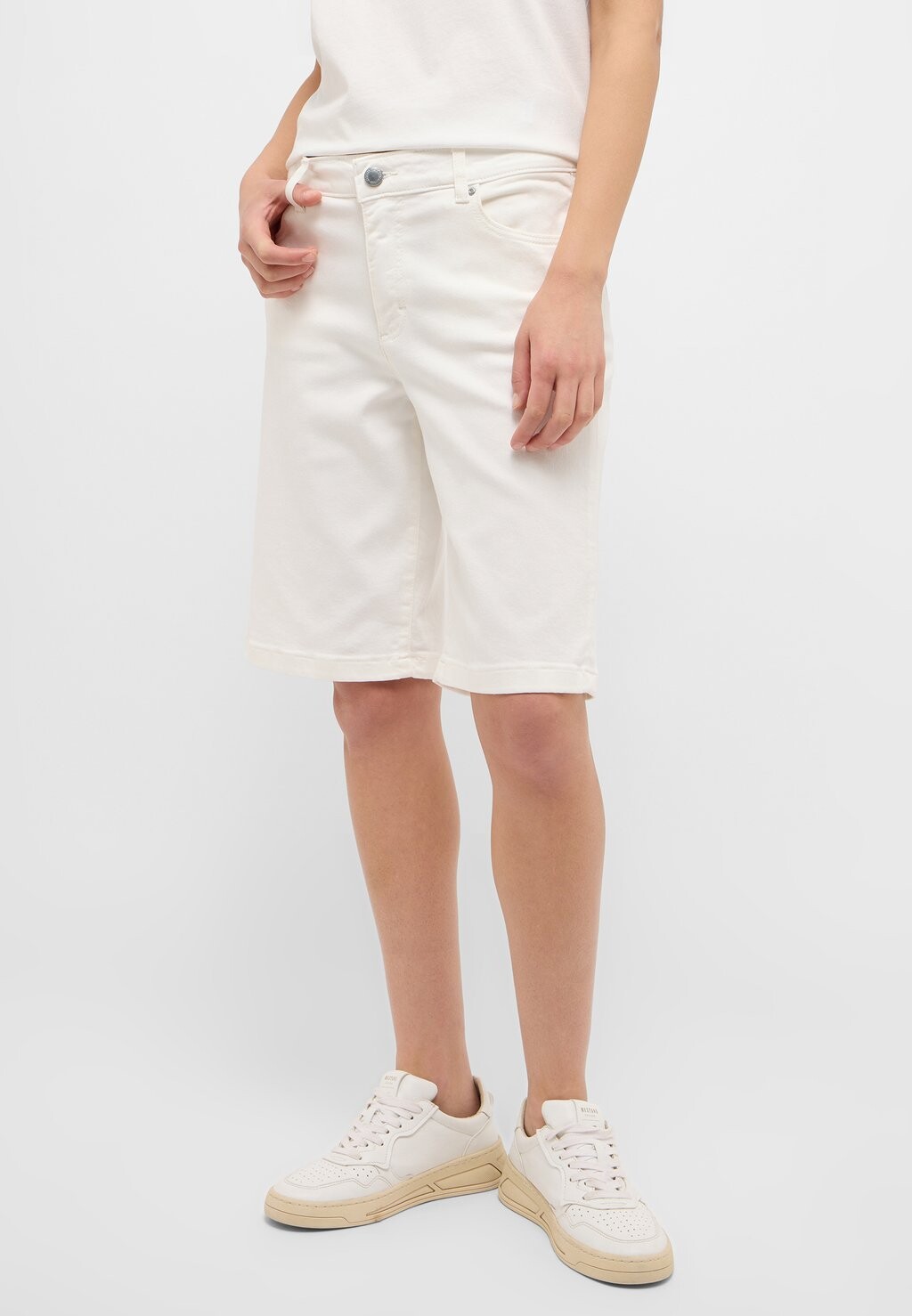 

Шорты STYLE MANASSA Mustang, белый