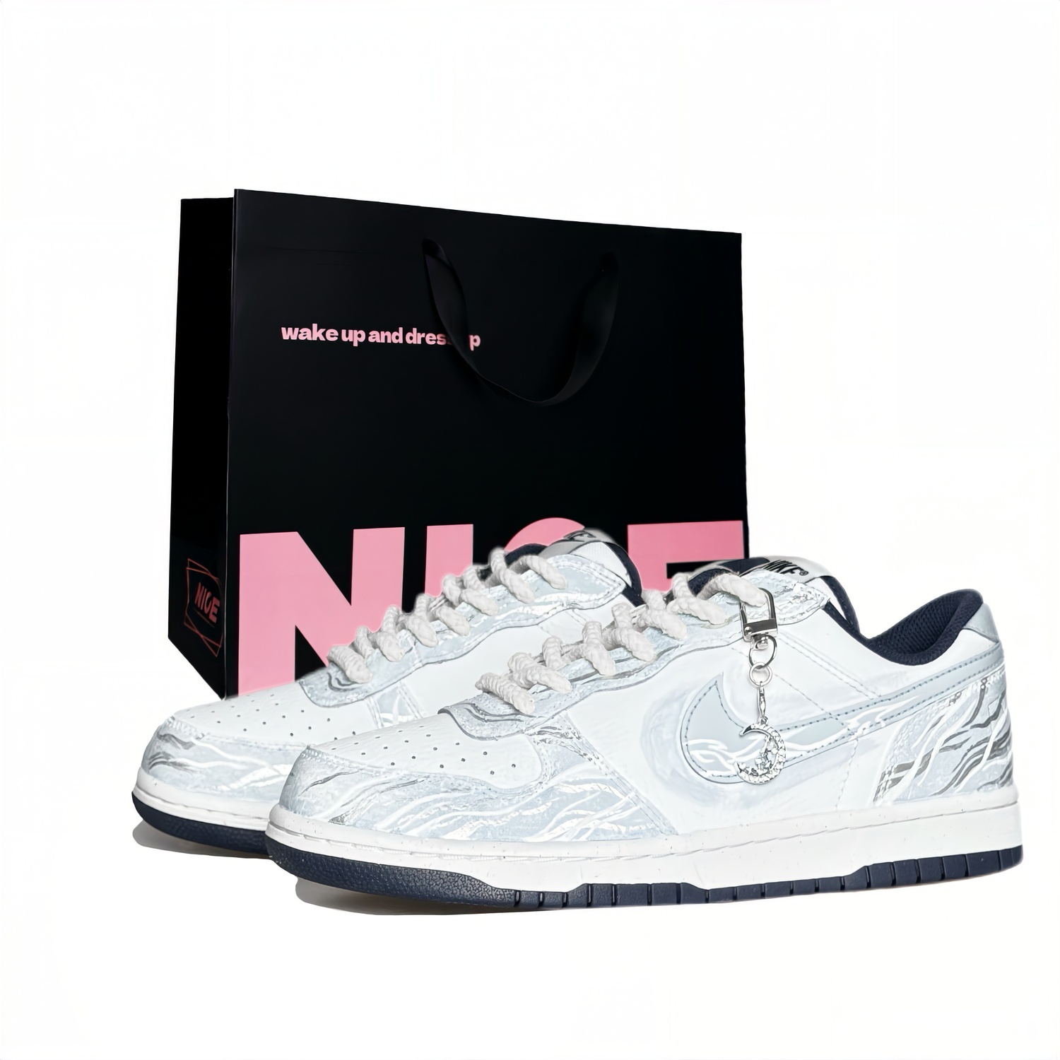 

Nike Большие скейтерские кроссовки мужские low top White/Silver/Blue