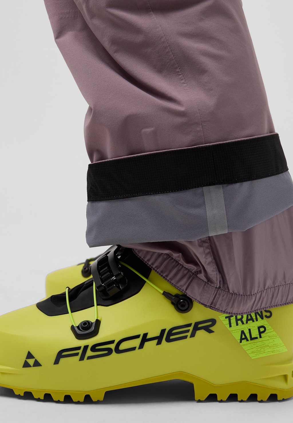 

Брюки для активного отдыха ALPSPITZE TOUR Jack Wolfskin, фиолетовый
