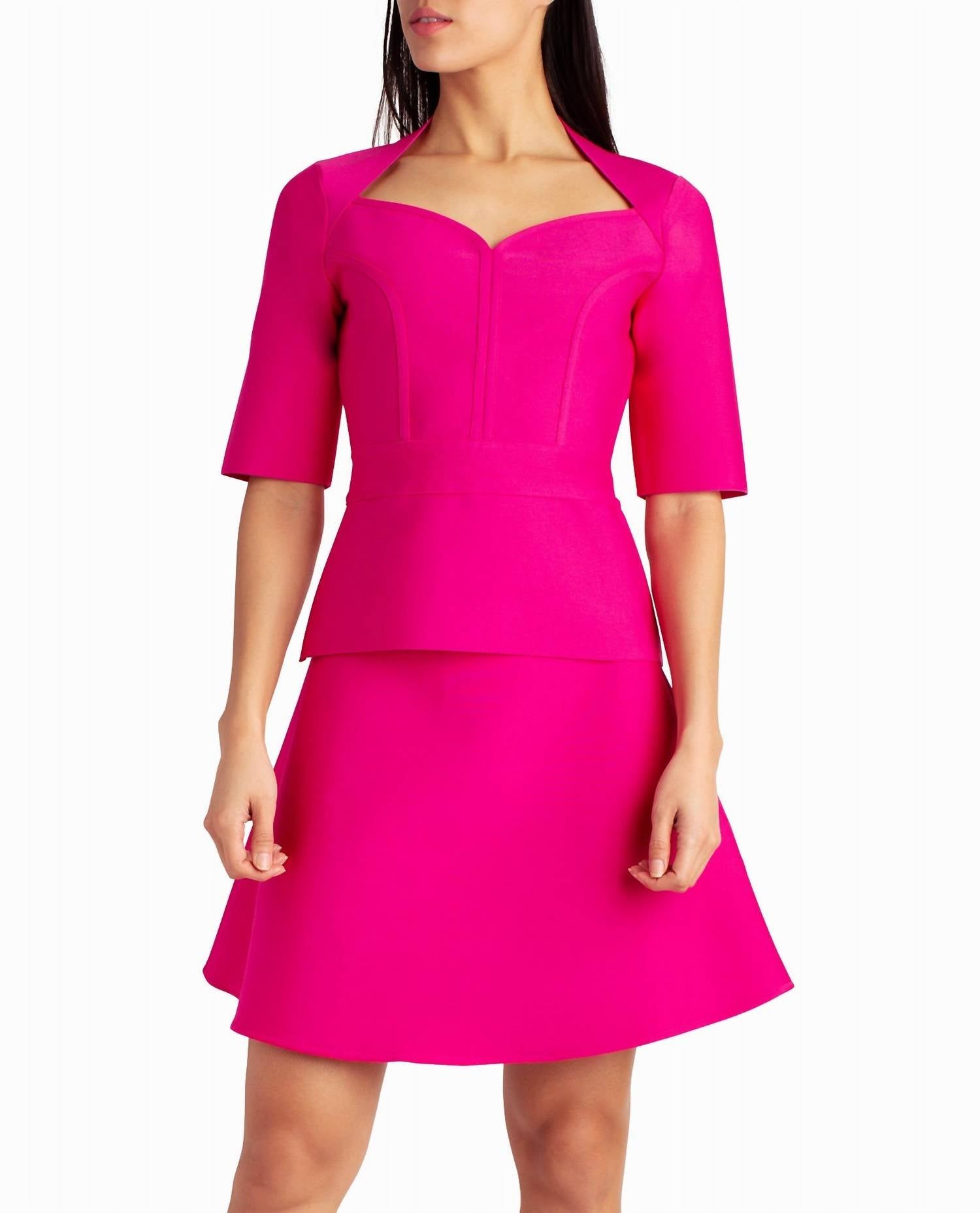 

Топ Lucy Knit Sweetheart в цвете Nm Precious Pink Nicole Miller