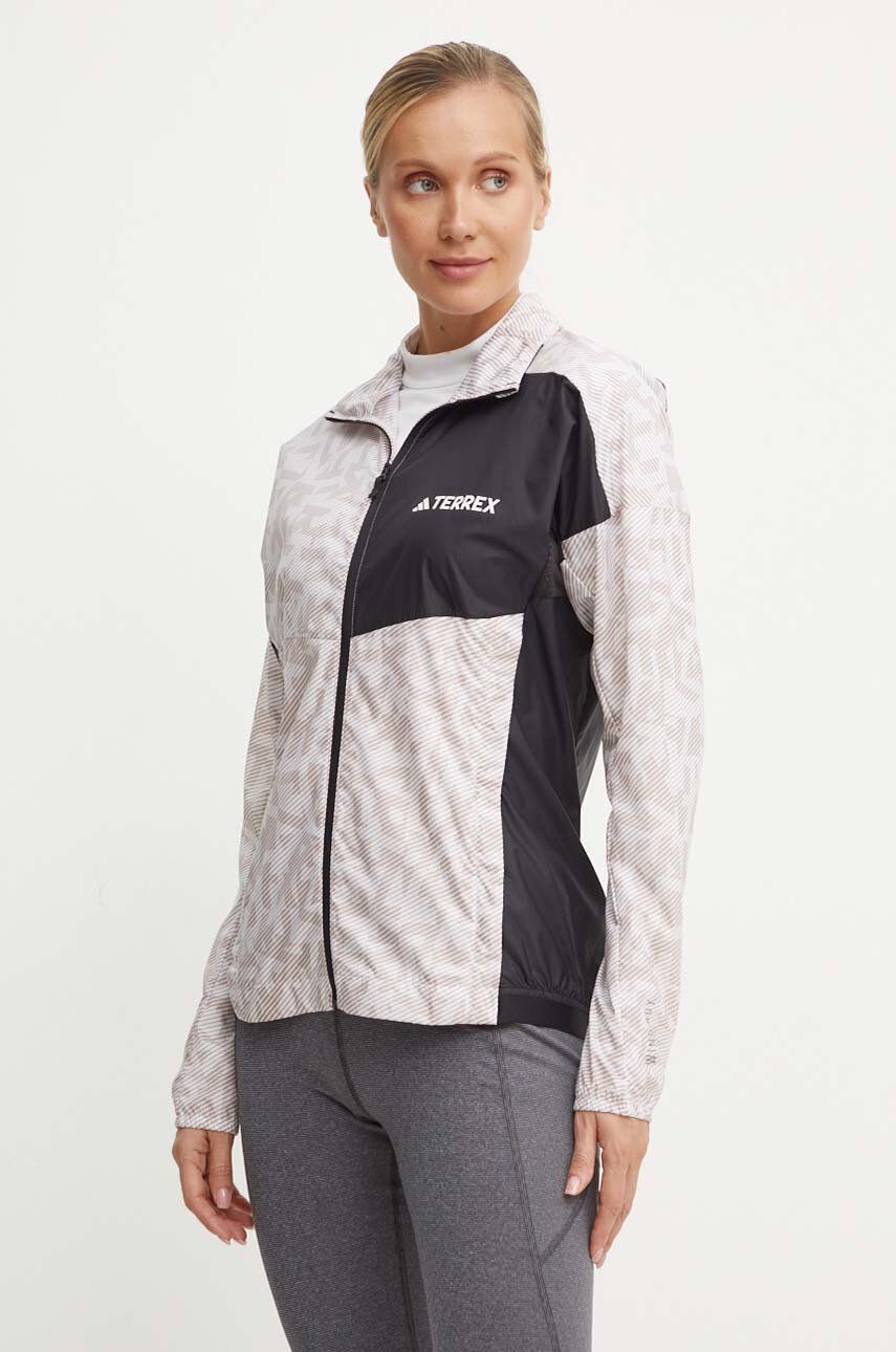 

Ветрозащитная куртка adidas TERREX, черный