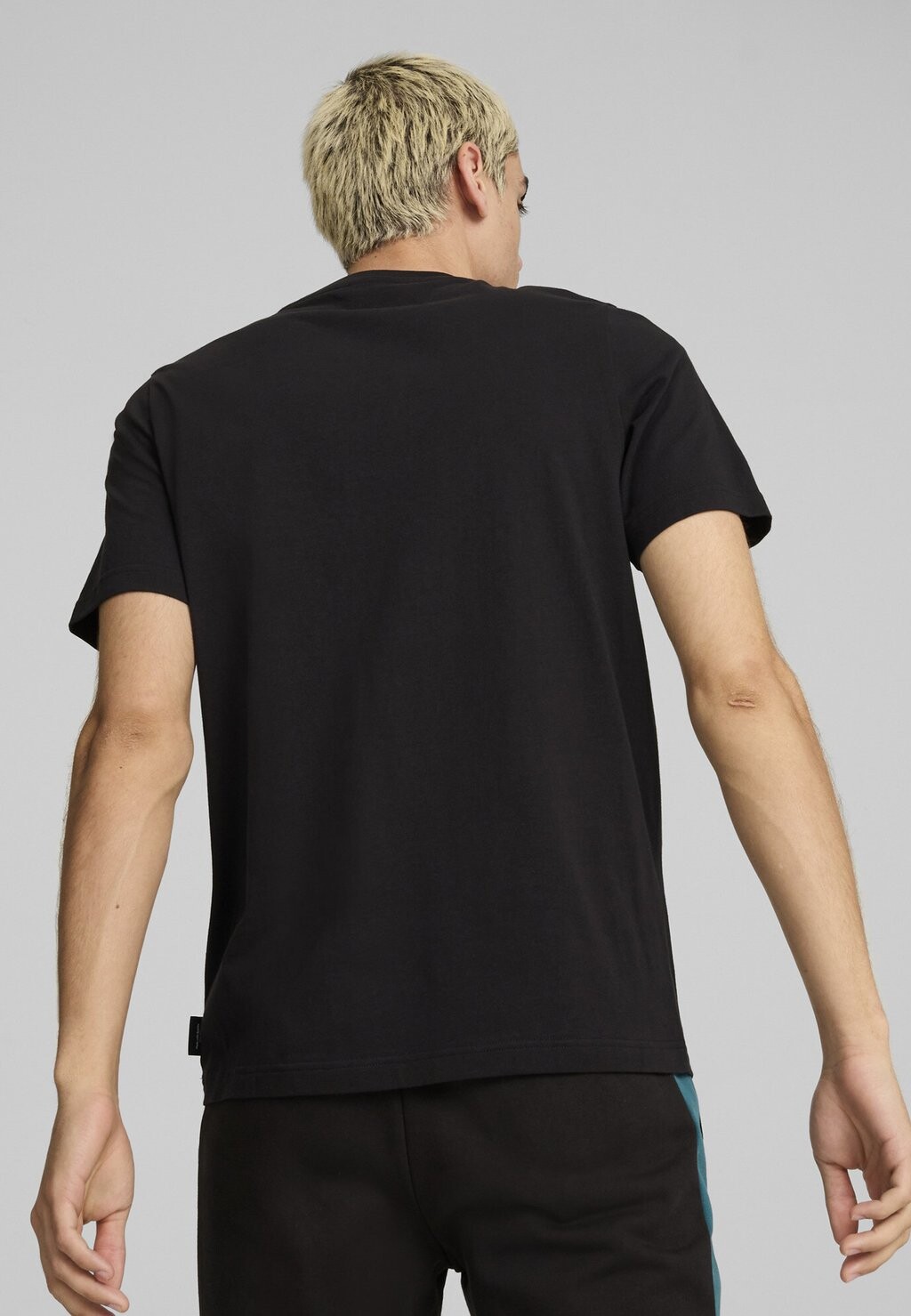 

Футболка с принтом GRAPHICS Puma, черный