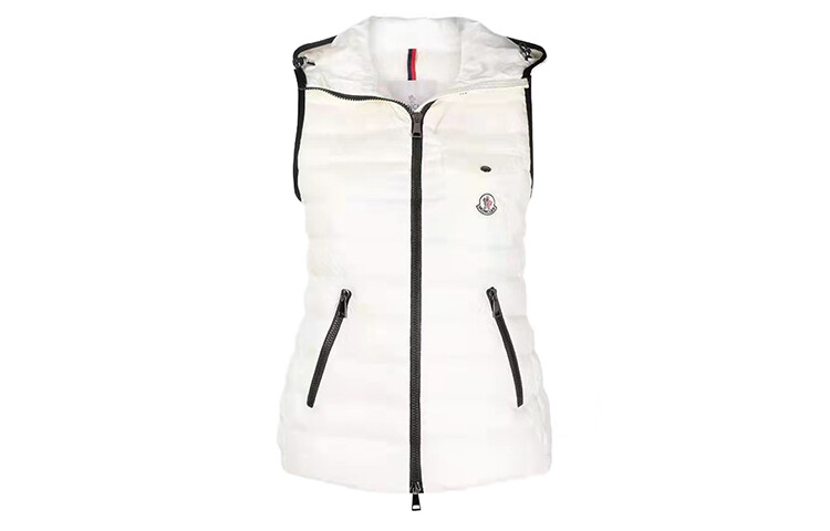 

Жилет женский белый Moncler