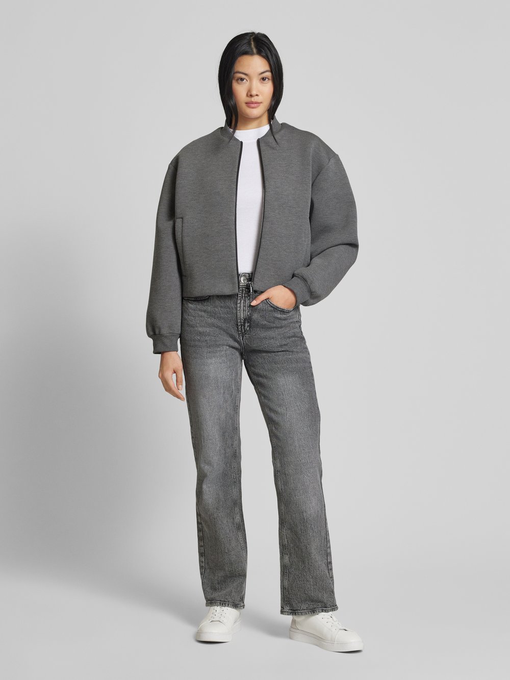 

Джинсы прямого кроя с хлопком Vero Moda