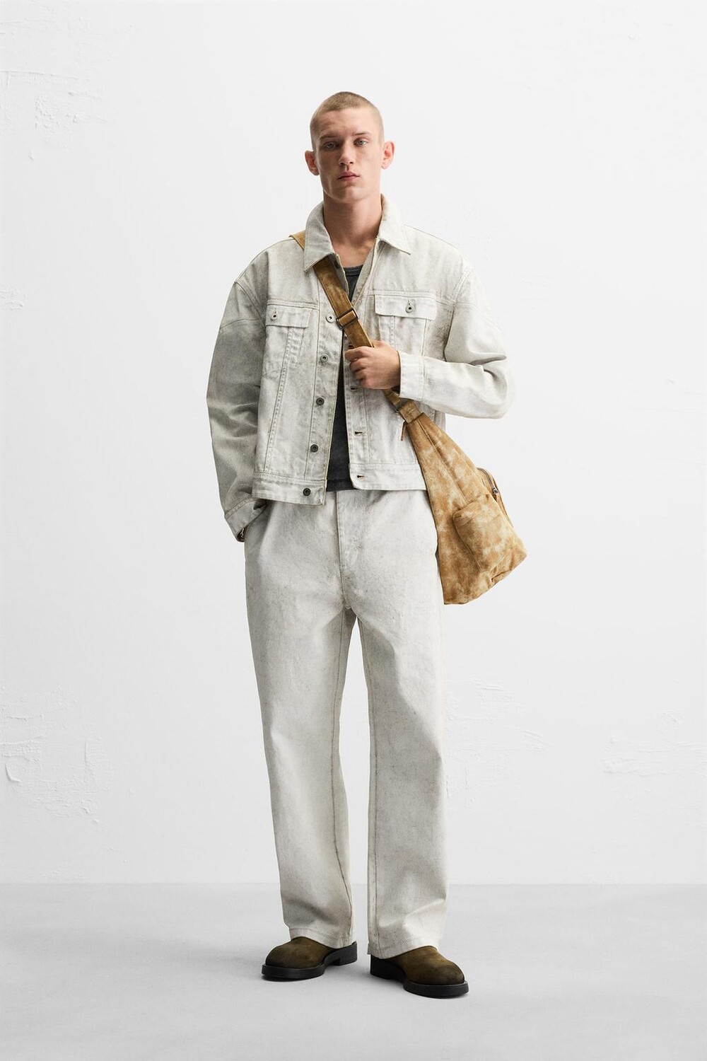 

Вощеные брюки ZARA, белый