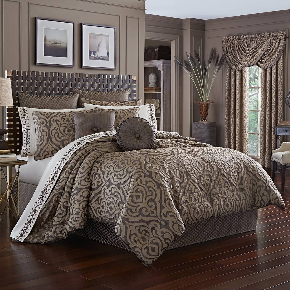 

Комплект одеял Five Queens Court Antonia из 4 предметов, коричневый