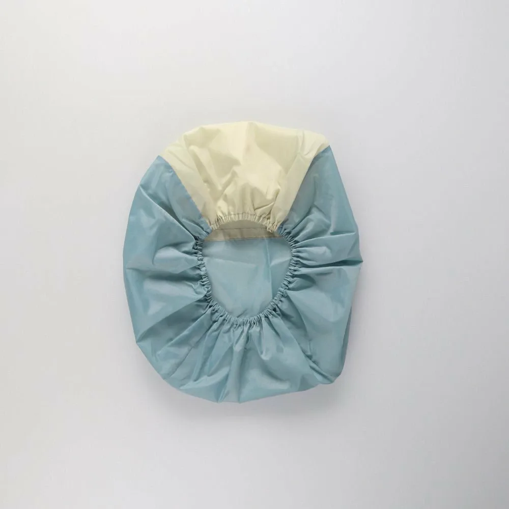 Дождевик, который также можно использовать для школьных сумок. Branshes, Blue-gray