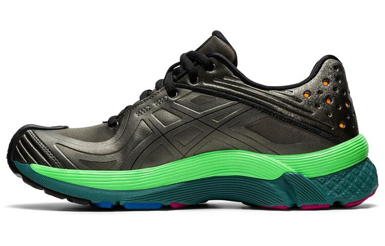

Кроссовки Asics женские