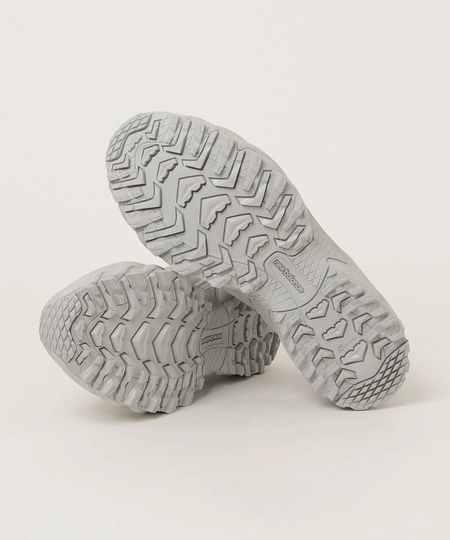 Унисекс слипоны из искусственной кожи New Balance ML610SP G серые — фото 4