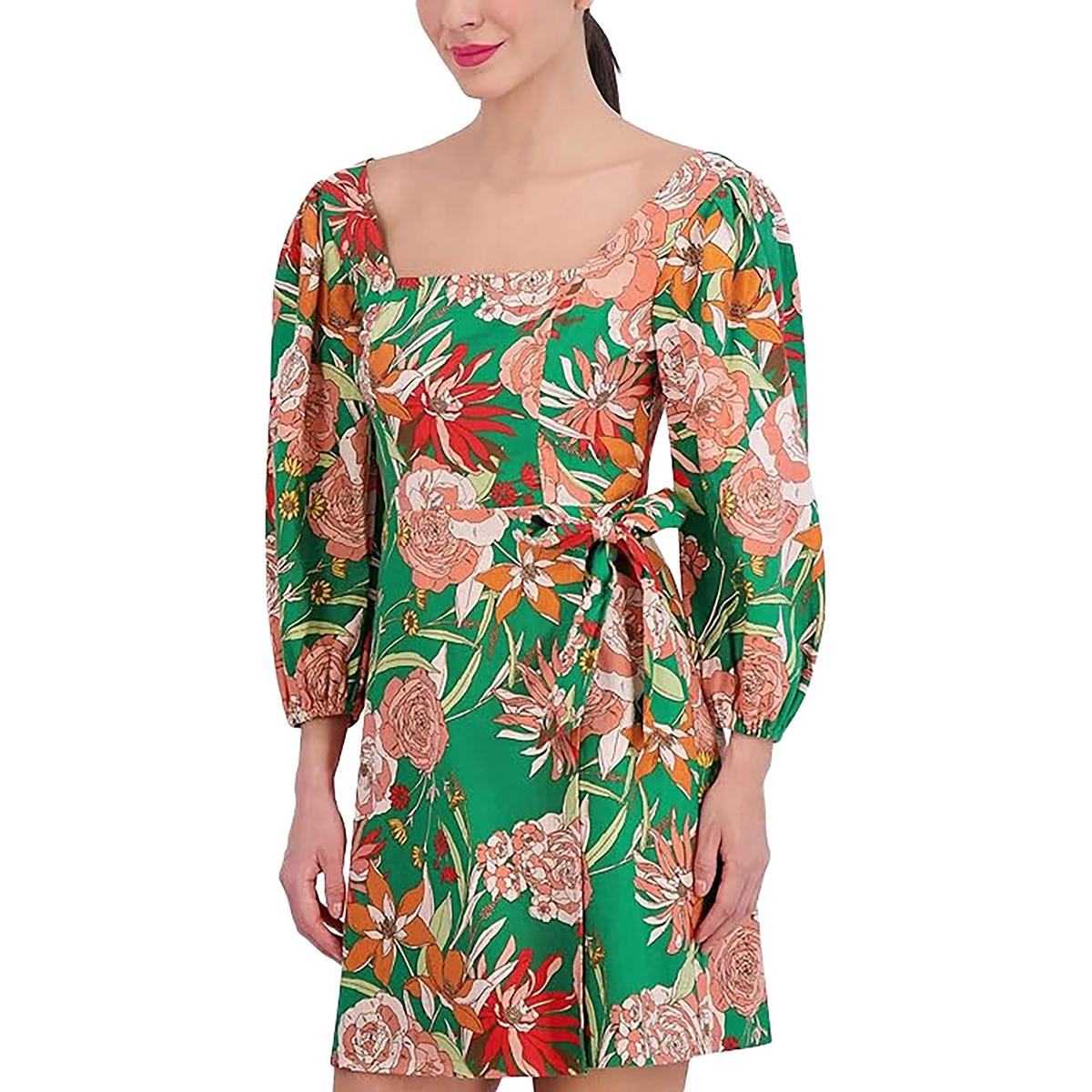 

Женское короткое мини-платье с цветочным принтом Vince Camuto, цвет green multi