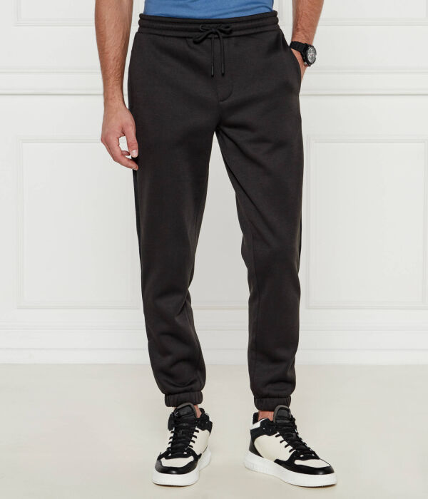 

Спортивные штаны мужские Calvin Klein Jeans с эластичным поясом, черный