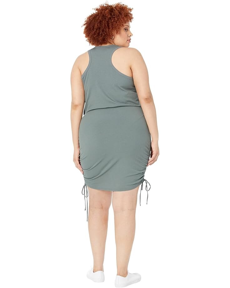 

Платье Steve Madden Plus Size Sporty Vibes Dress, цвет Surplus