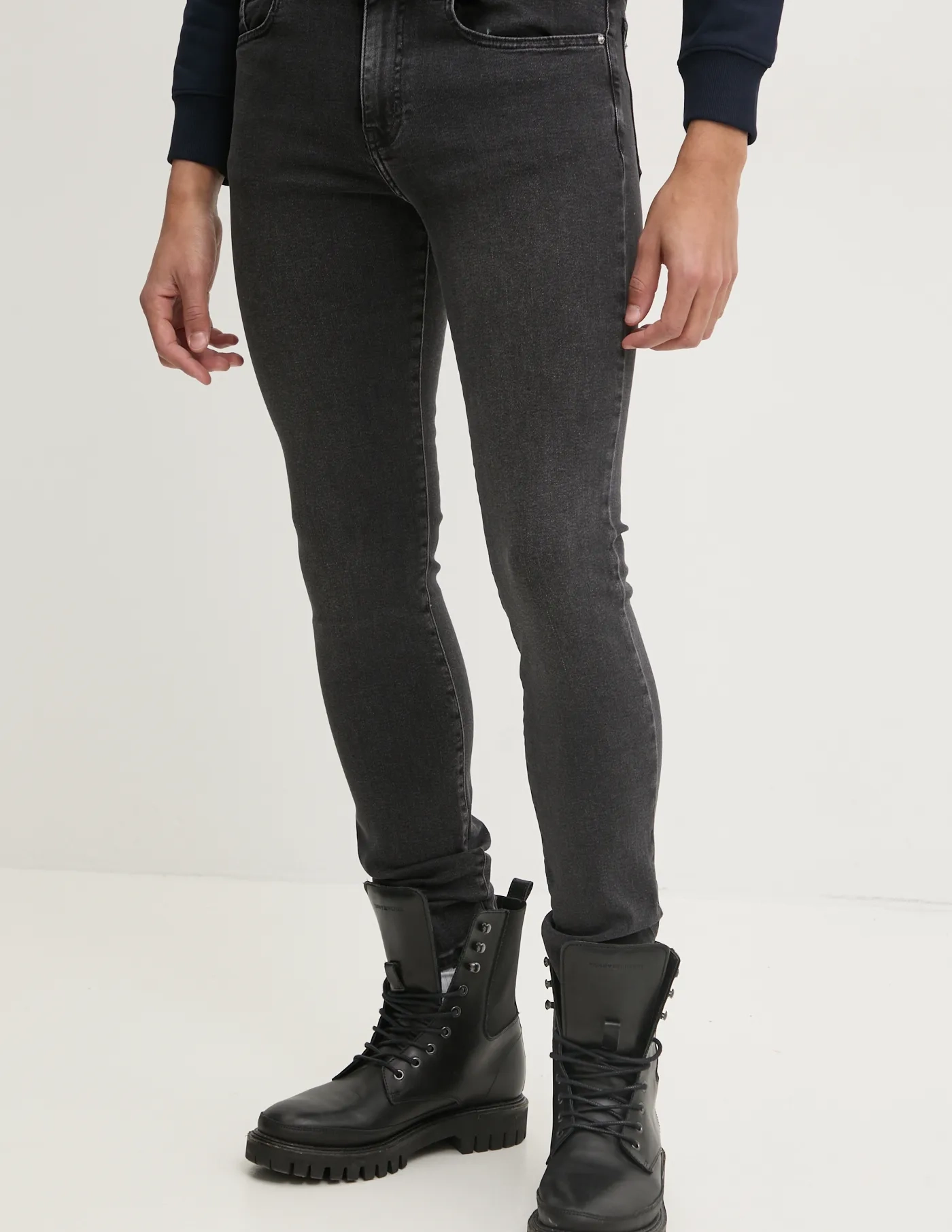 

Джинсы Karl Lagerfeld Jeans, черный
