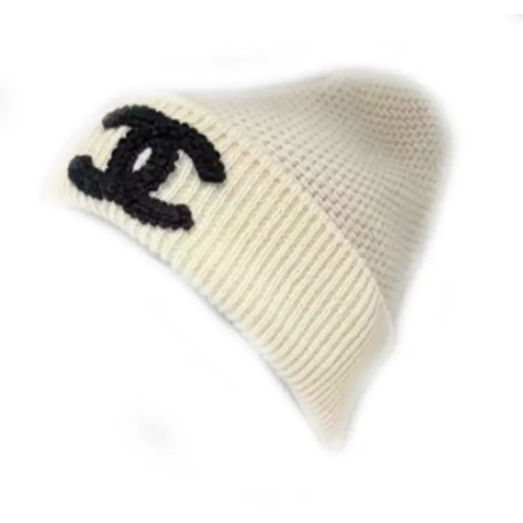 

Шапка Unisex CHANEL, белый