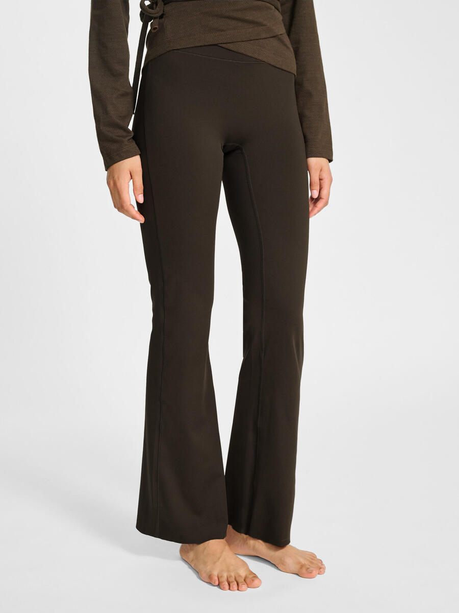 

Леггинсы Hmlyoga Yoga Women HUMMEL