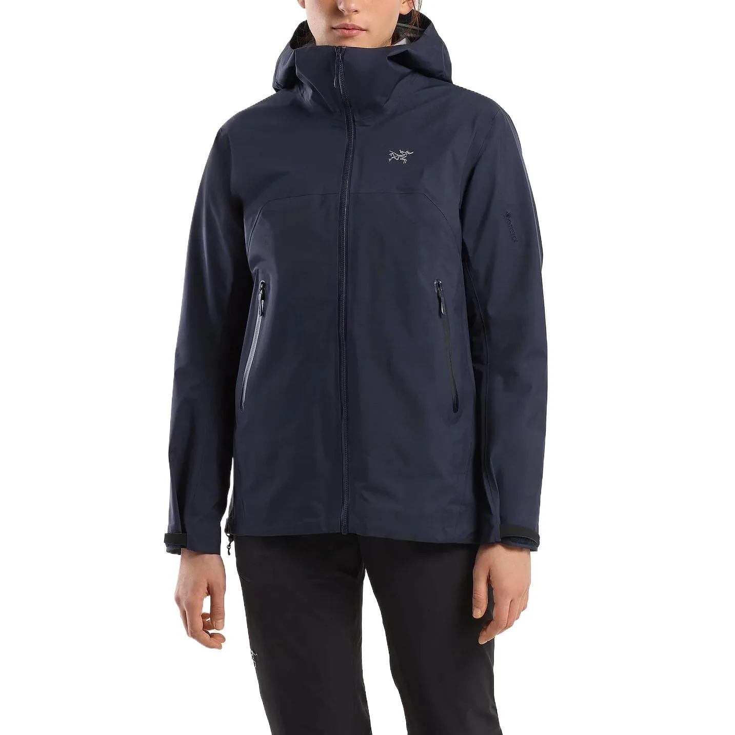 Ветровка BETA Waterproof, Windproof, And Breathable женская Arcteryx, черный sapphire/черный sapphire — фото 4