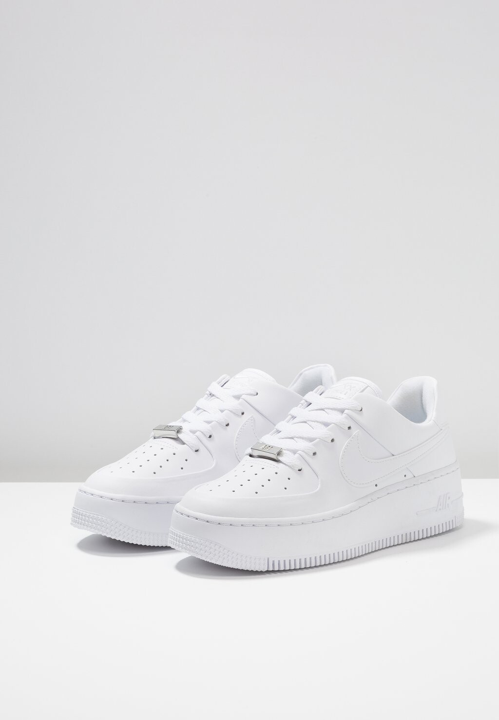 

Низкие кеды Af1 Sage Nike, белые