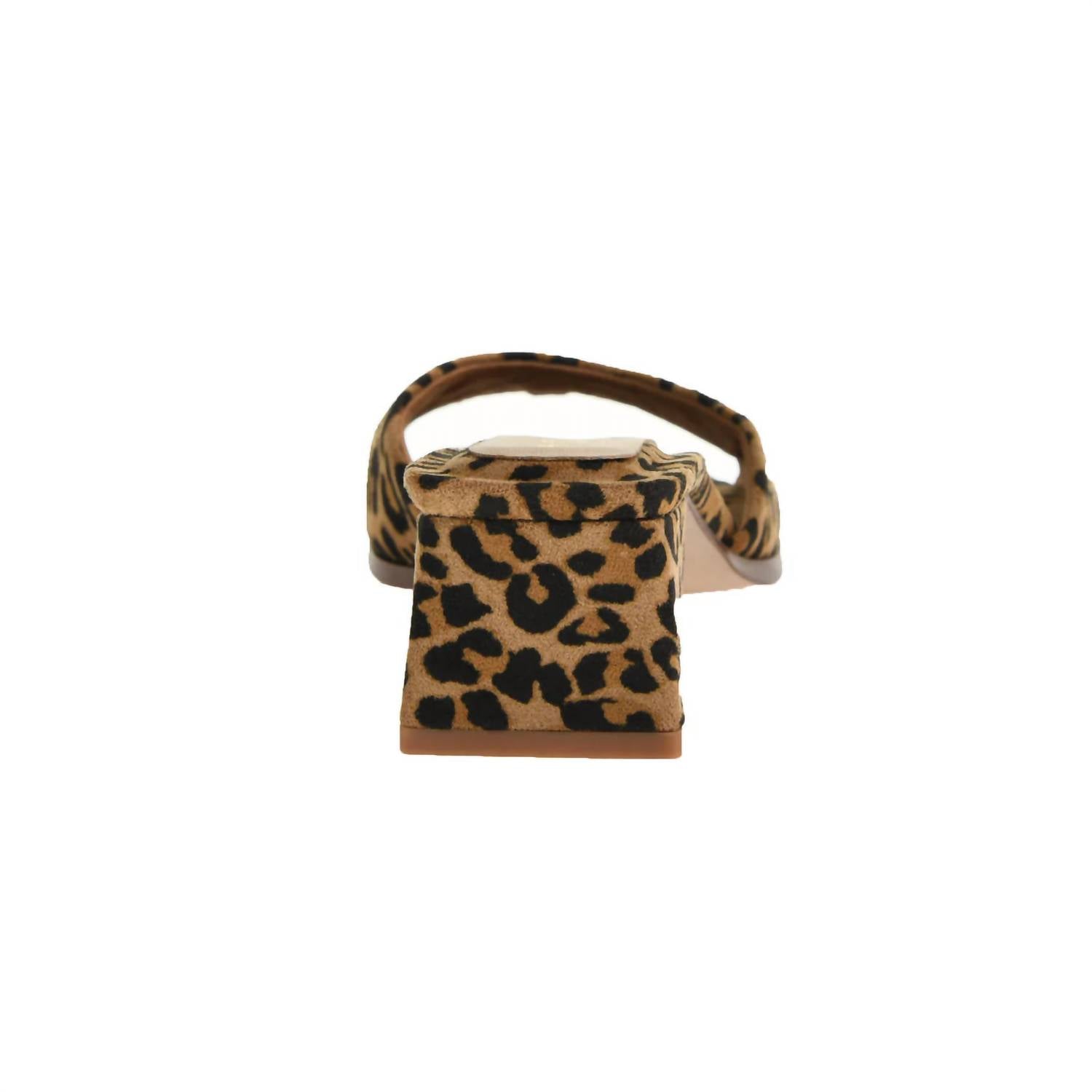 Женские босоножки Liinda Leopard Slide в коричневом цвете CHINESE LAUNDRY — фото 3