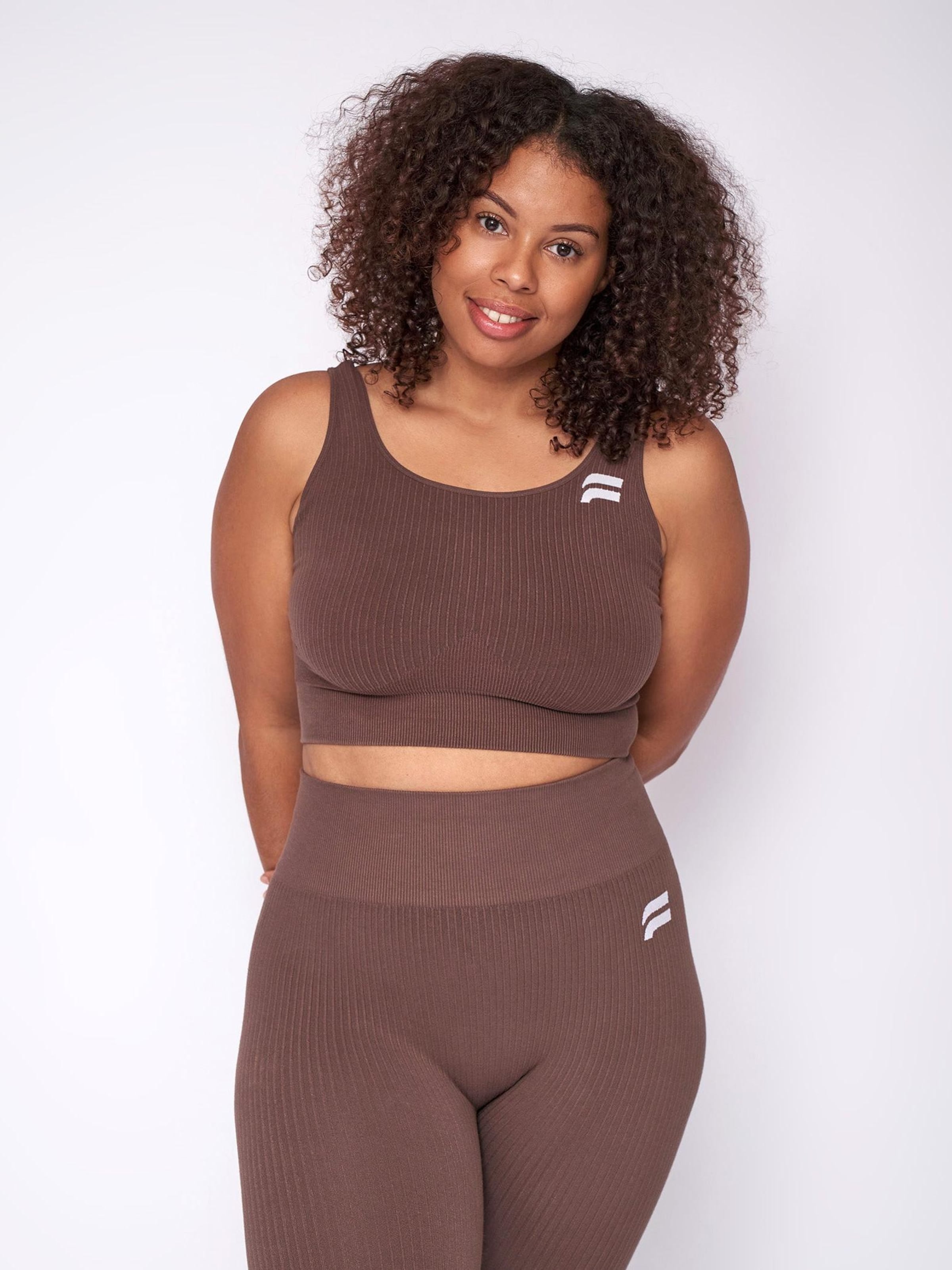 

Fortex Fitness Спортивный бюстгальтер Low Support 'Seamless Essential' в цвете Chocolate