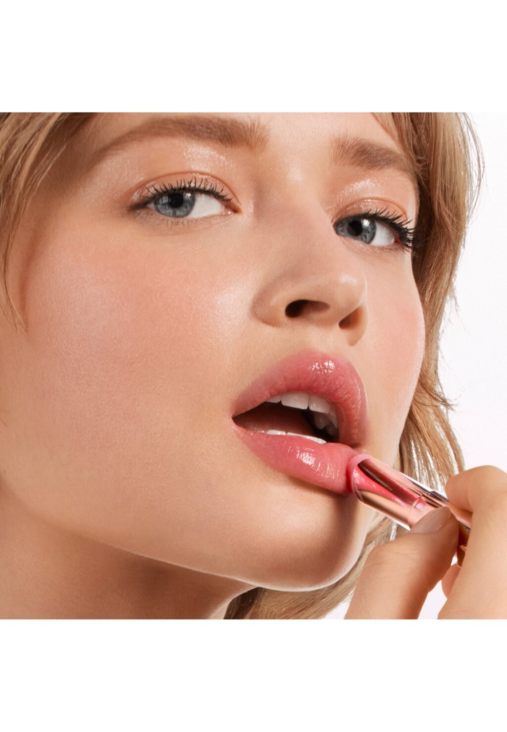 

Блеск для губ LIP IDÔLE BUTTERGLOW LANCÔME, бежевый