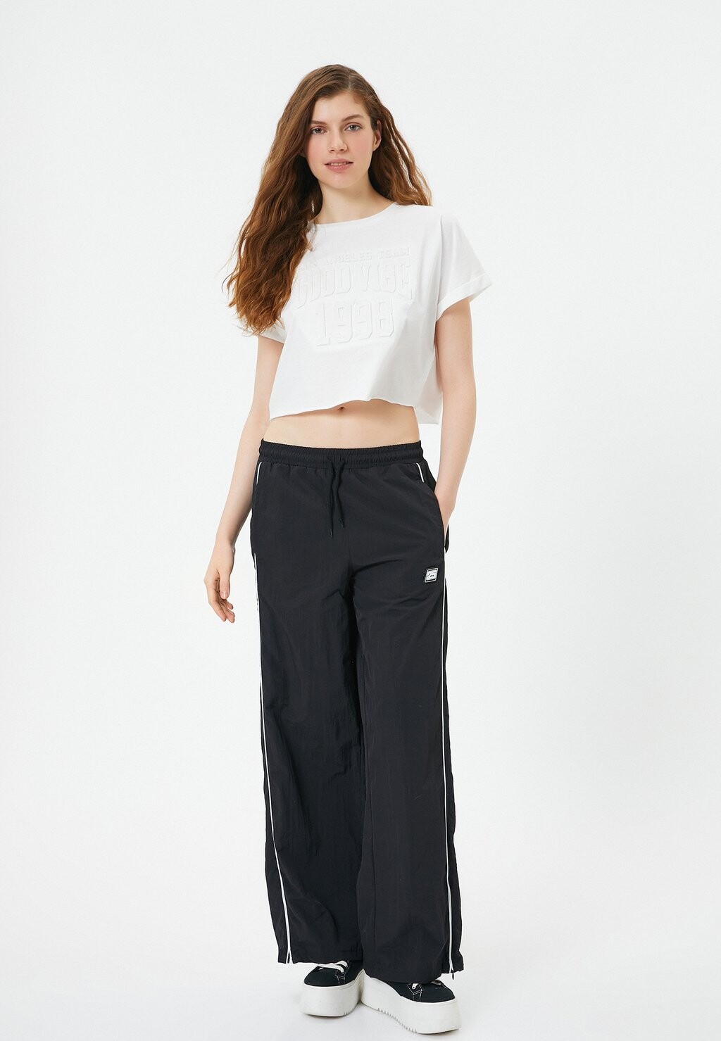 

Футболка с принтом RELAX CUT SHORT SLEEVE CREW NECK Koton, бежевый