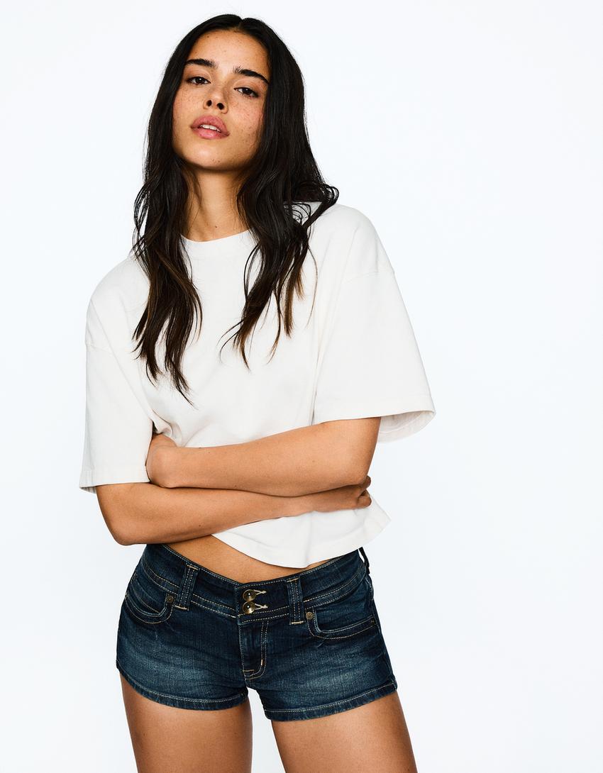 

Мини джинсовые шорты Bershka, синий