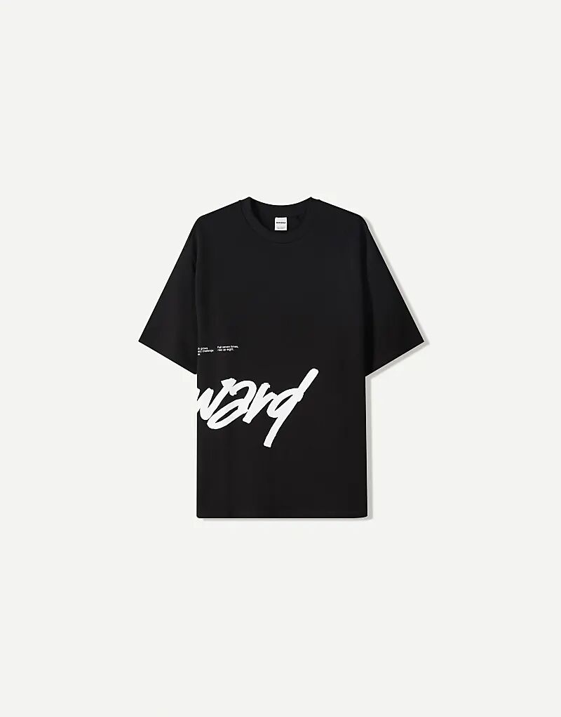 

Футболка Bershka с короткими рукавами и принтом, черная