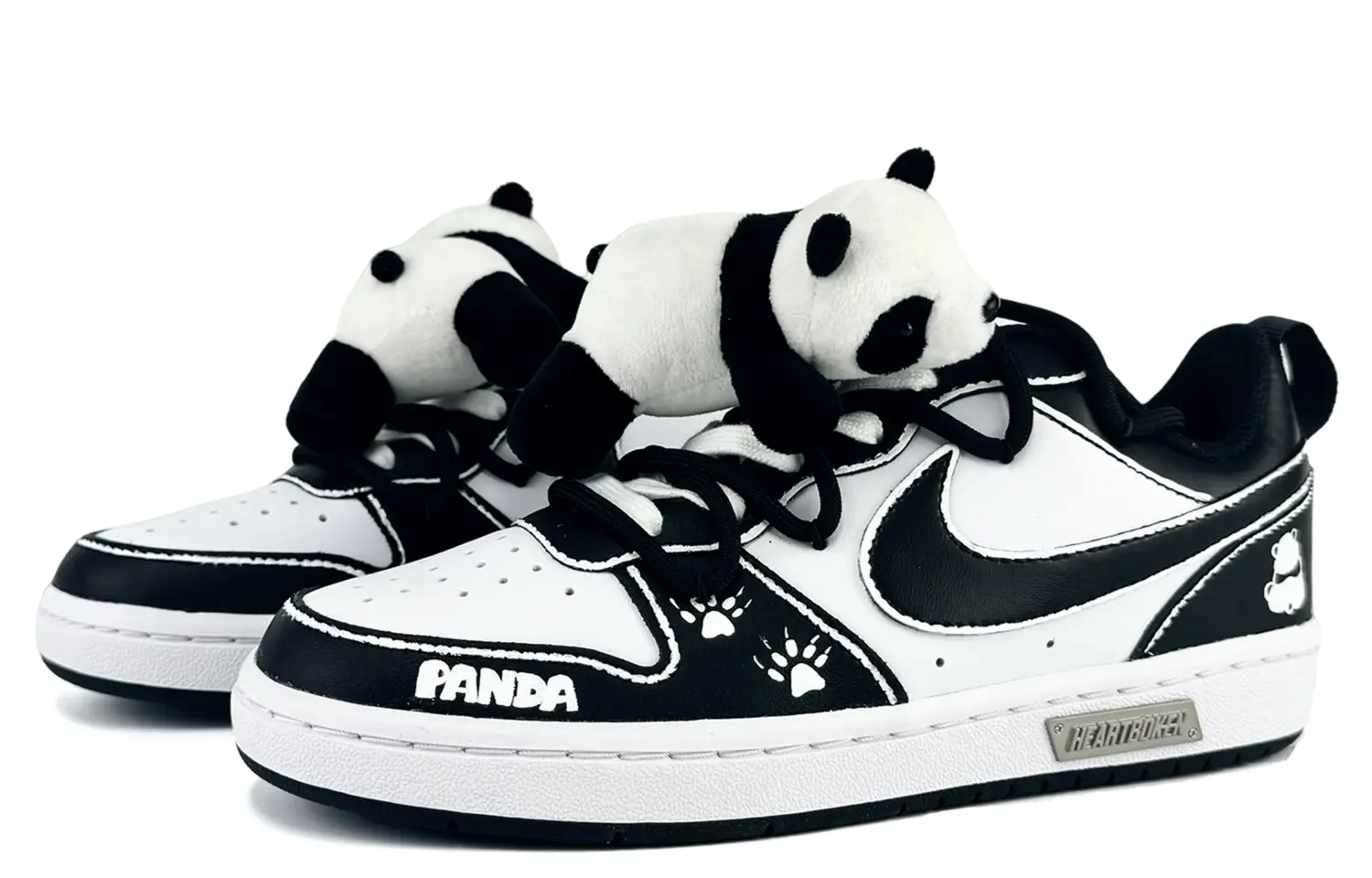 

Кроссовки Nike Court Borough Skateboard Shoes Women's Low-Top White, черный