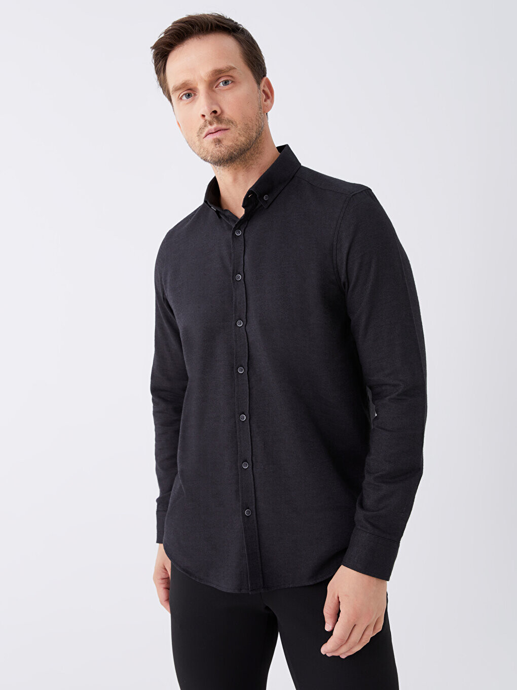 

Мужская габардиновая рубашка Slim Fit с длинным рукавом LCWAIKIKI Classic, черный меланж