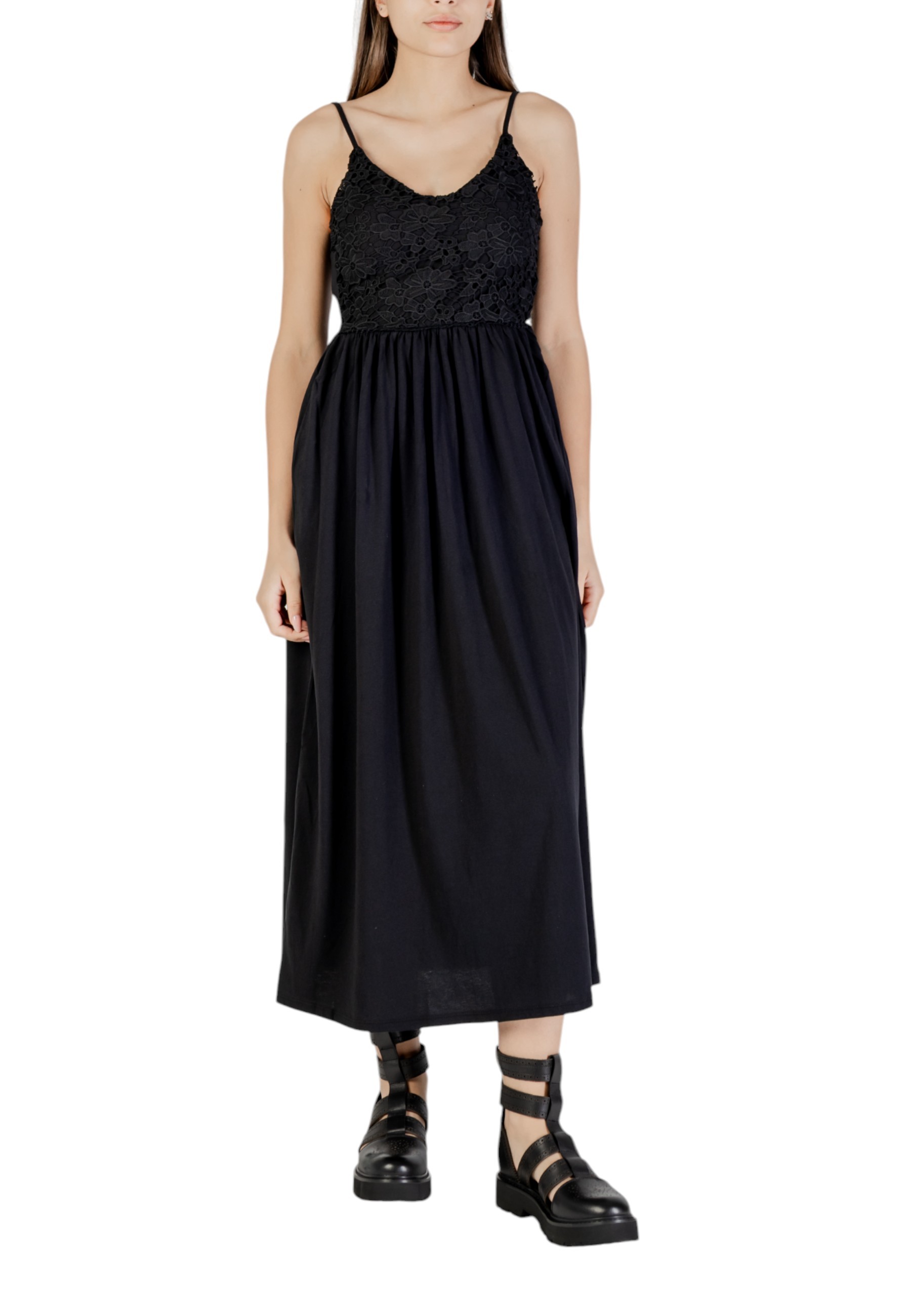 

Платья Vero Moda, черный