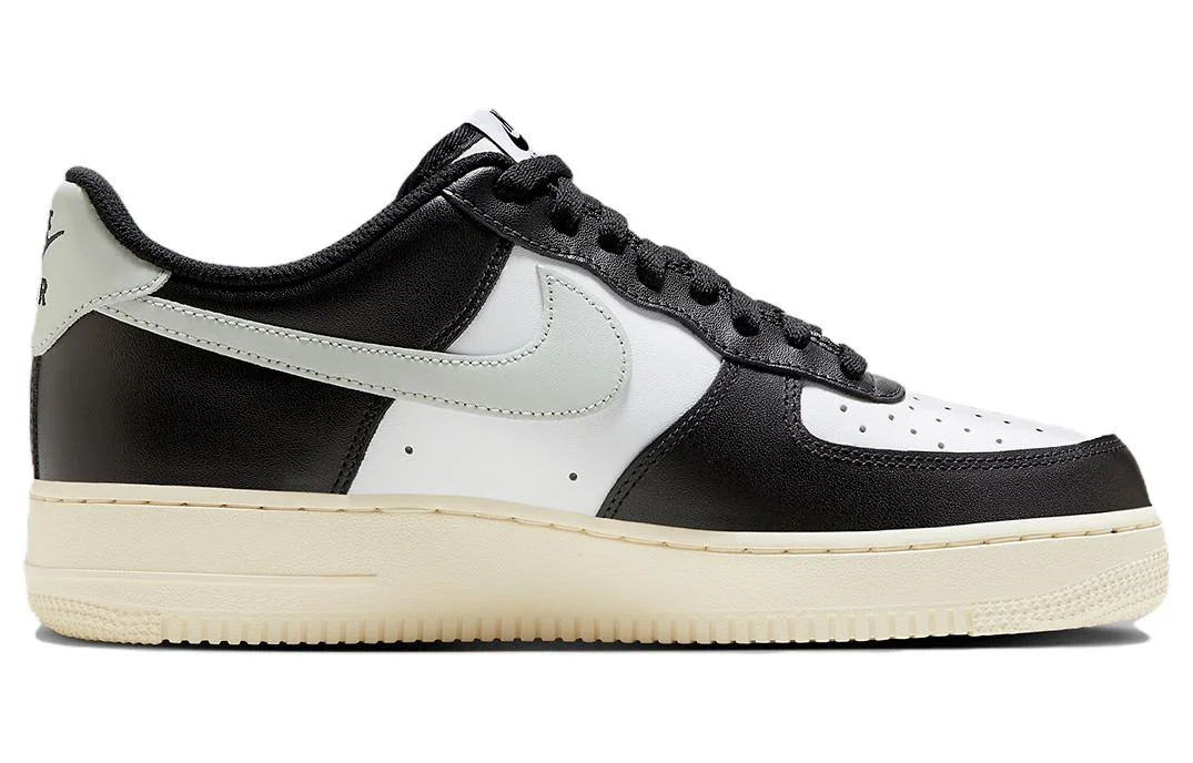 Кроссовки Nike Air Force 1 '07 Low, белый/черный/серый — фото 2