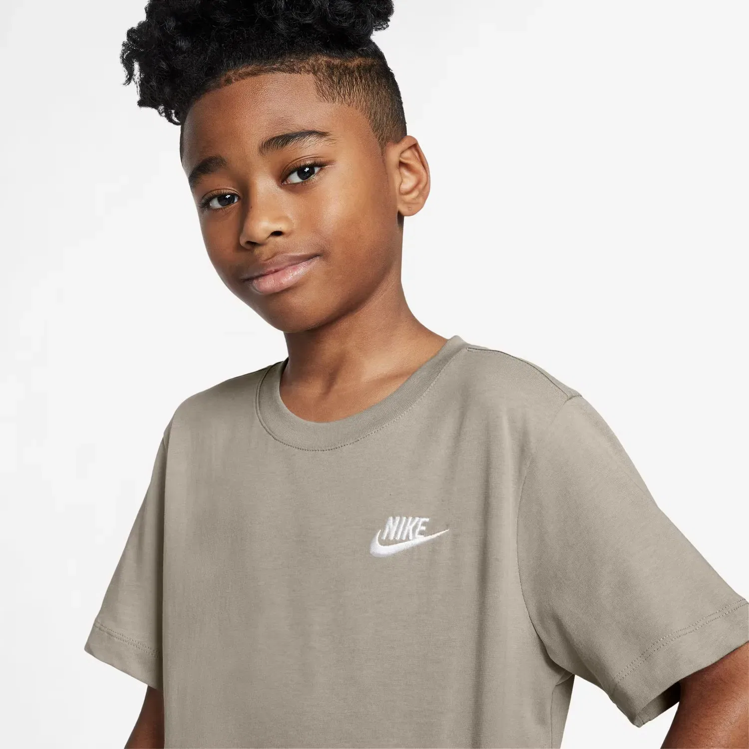 Детская футболка хлопковая Sportswear Nike, Beige — фото 3