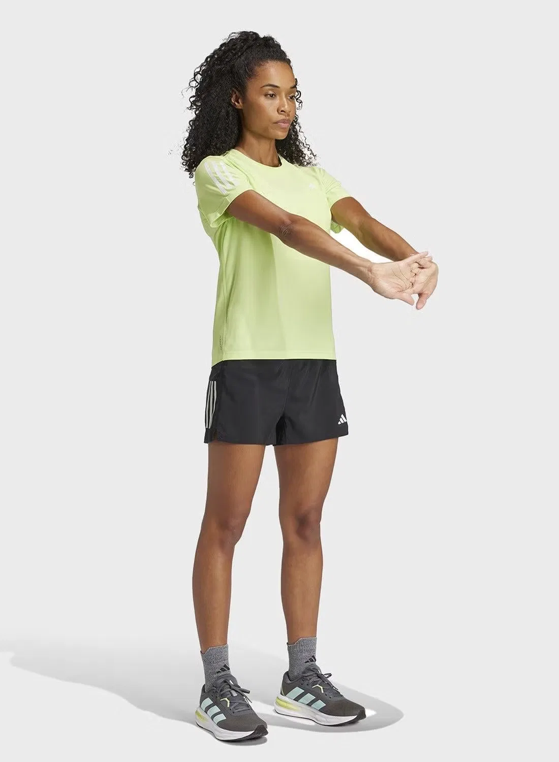 Футболка для бега с влагоотводящей тканью Own the Run Adidas, пуллум — фото 3