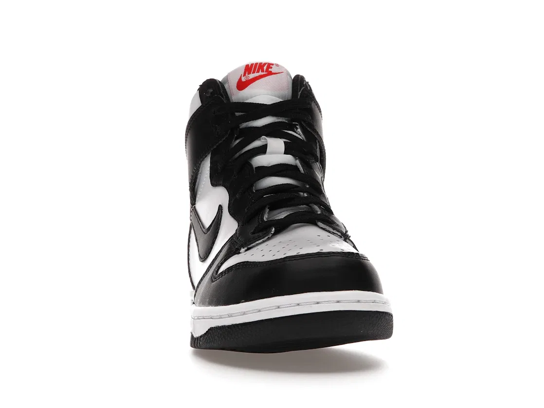 Детские кроссовки с высоким верхом Nike Dunk High Panda (2021) Nike, White/Black-University Red — фото 2