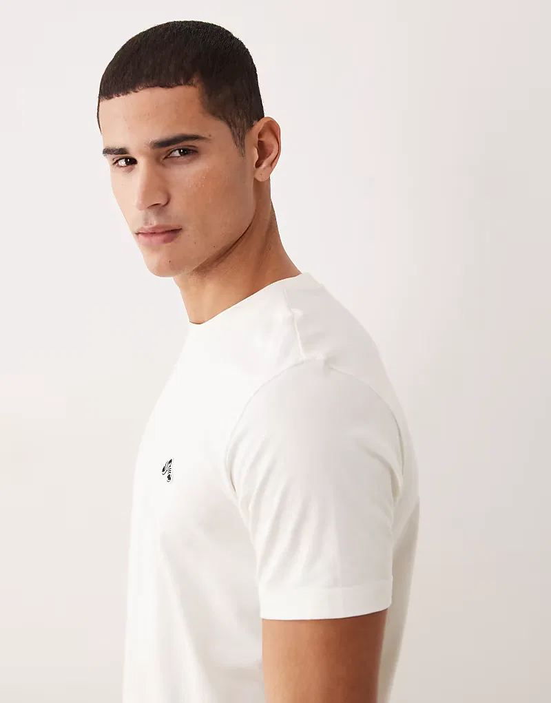Футболка Adidas Sportswear слоновой кости — фото 4