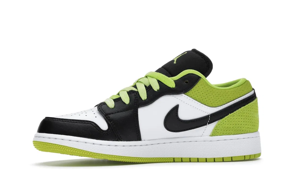 Детские кроссовки Lifestyle с моделью Jordan 1 Low Jordan, Black/Cyber-White-Black — фото 3
