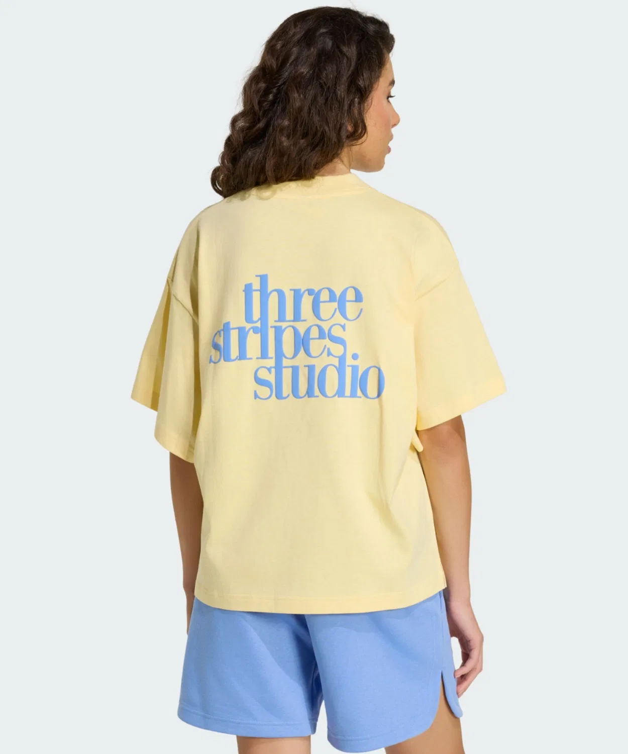 Женская футболка с длинным рукавомиз хлопка, модель 3STRIPES STUDIO LOOSE Adidas, Yellow — фото 2
