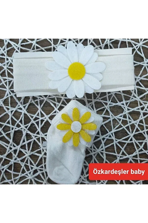 Детский комплект носков и аксессуаров с принтом Bandana, curled socks and felt daisy set Özkardeşler Baby, Cream Color