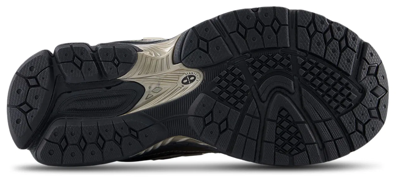 Кроссовки для мальчиков 1906 New Balance, цвет Mushroom/Black — фото 4
