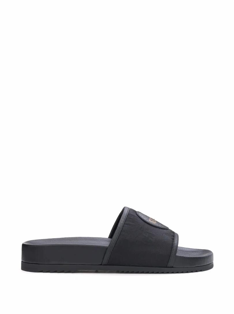 

Шлепанцы Off The Grid Gucci