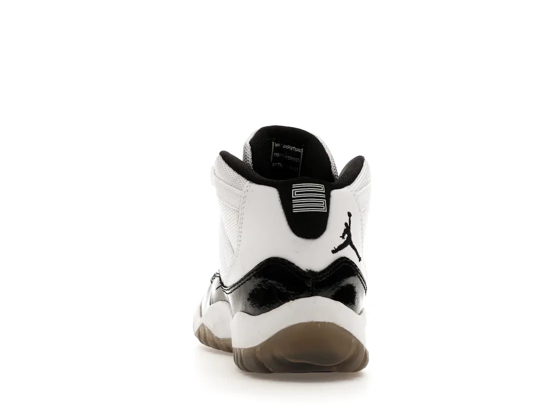 Детские кроссовки Lifestyle Jordan 11 Retro Jordan, White/Black-Dark Concord — фото 4