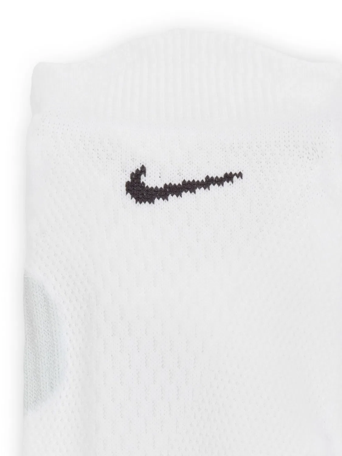 Носки спортивные Nike Invisible Dri-FIT Fast Performance, белые — фото 4