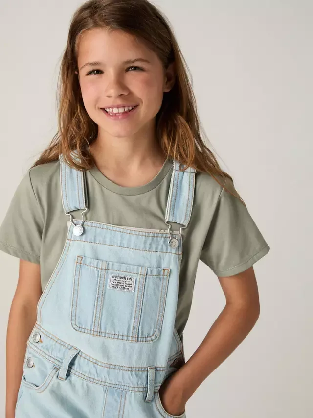Детский классический джинсовый короткий комбинезон, синий Levi's — фото 3