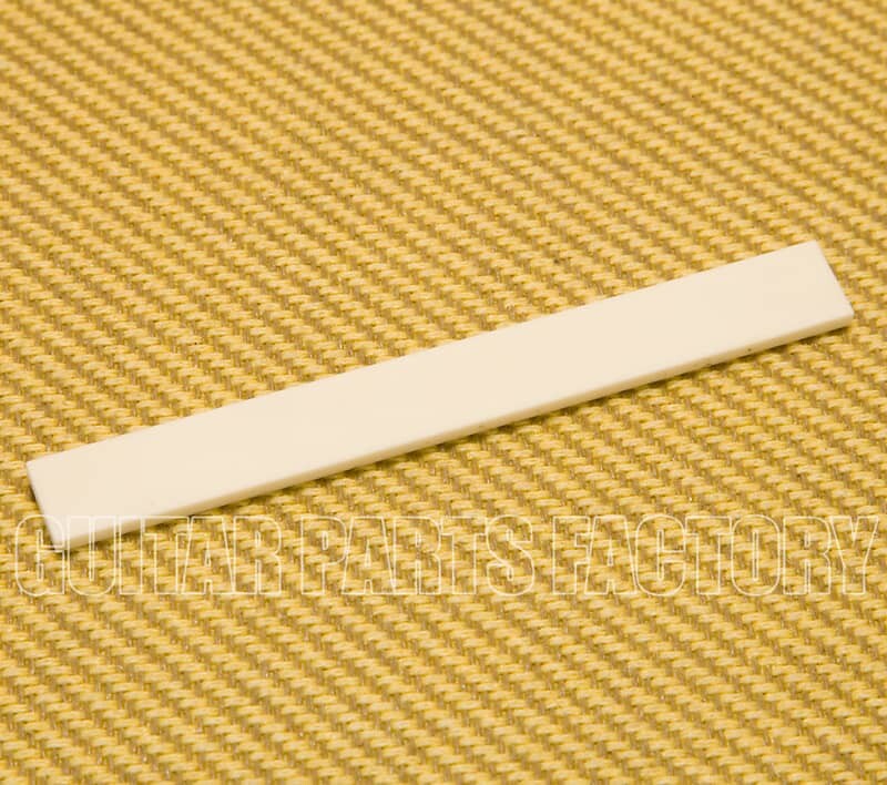 

Allparts BS-0299-000 Седло для акустической гитары Extra Long Bone, 4" x 3/32" x 15/32" BS-0299-000 Extra Long Bone Guitar Acoustic Saddle, 4" x 3/32" x 15/32"